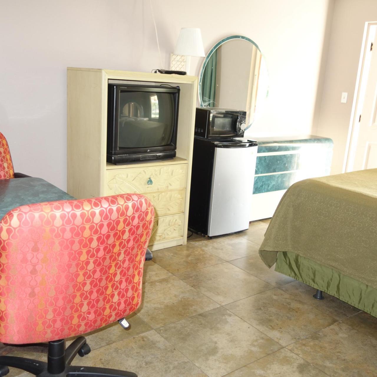 Palm City Motel フォートマイヤーズ エクステリア 写真
