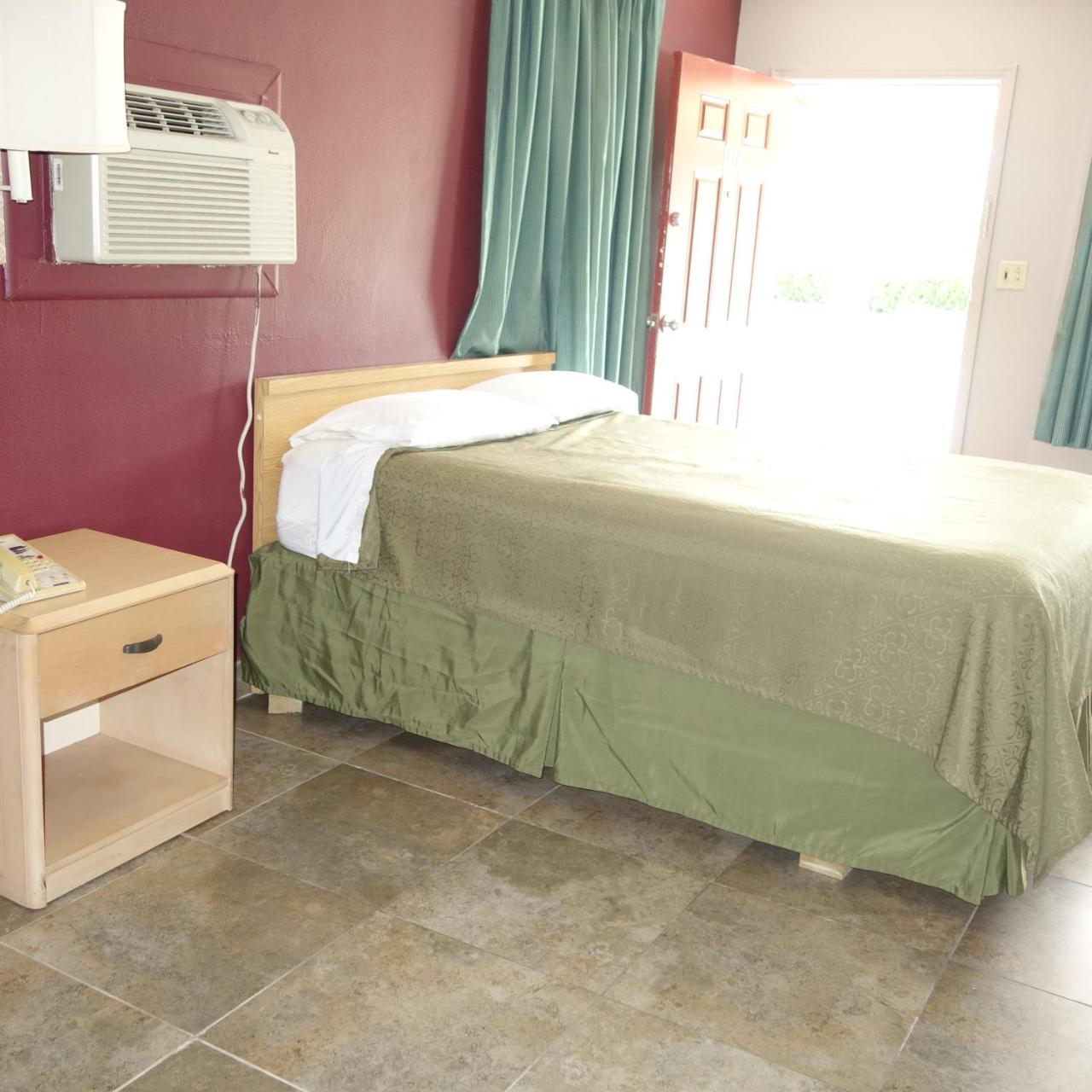 Palm City Motel フォートマイヤーズ エクステリア 写真