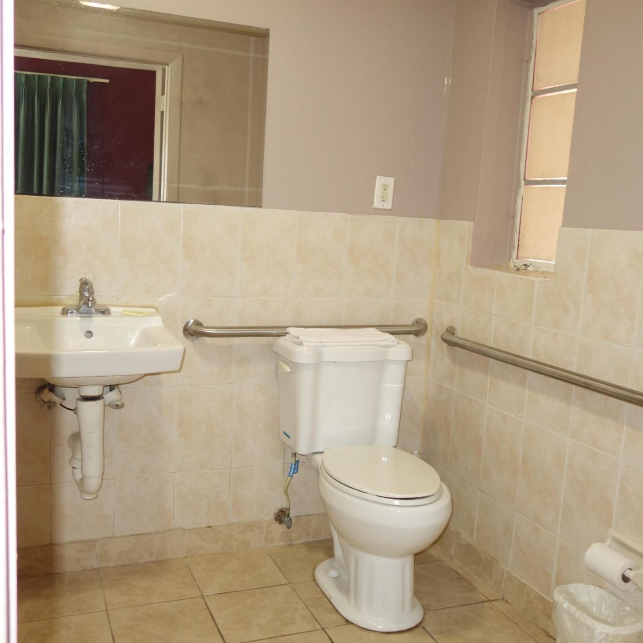 Palm City Motel フォートマイヤーズ エクステリア 写真
