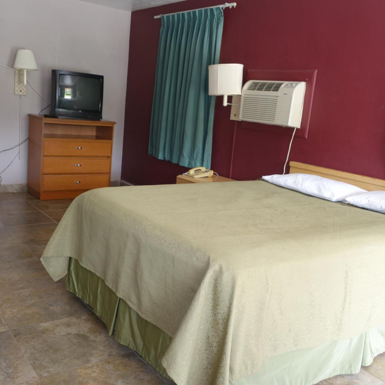 Palm City Motel フォートマイヤーズ エクステリア 写真