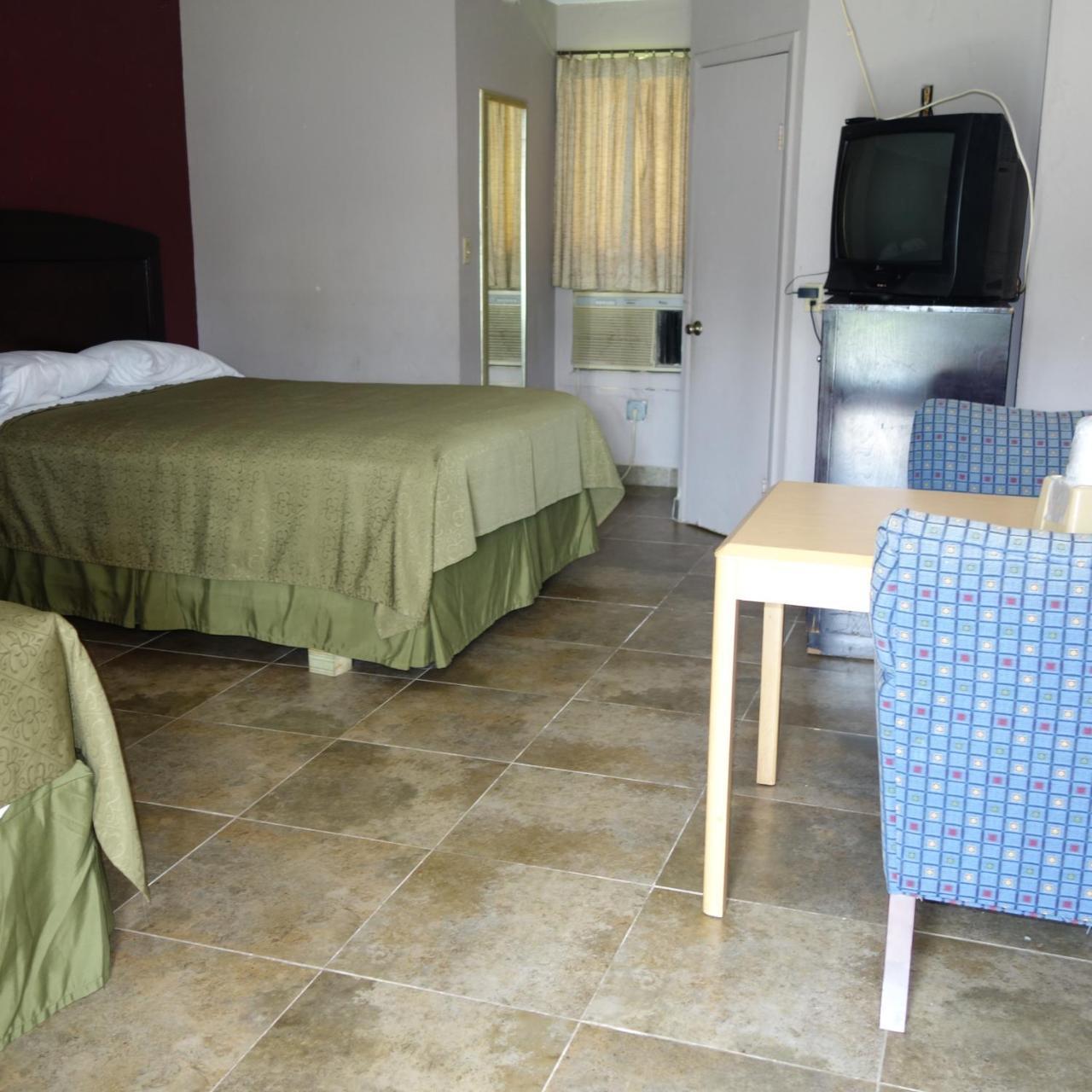 Palm City Motel フォートマイヤーズ エクステリア 写真